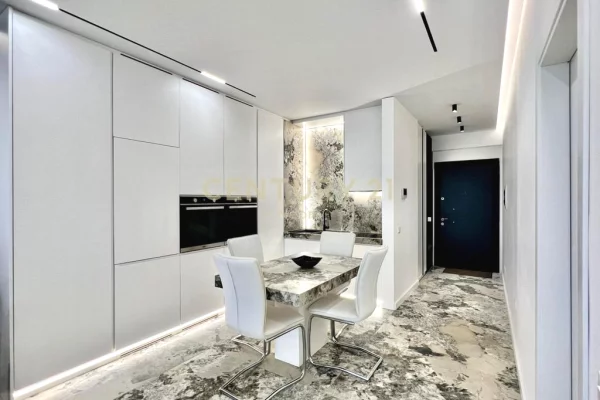 Casa in affitto 1+1 a Tirana - 1,200 Euro