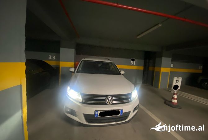 Makina ne shitje  ne Tirane - 13,000 Euro