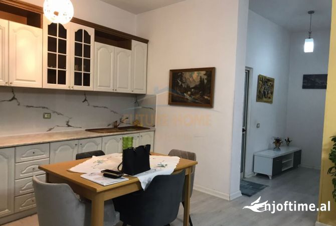 Shtepi me qera 1+1 ne Tirane - 650 Euro
