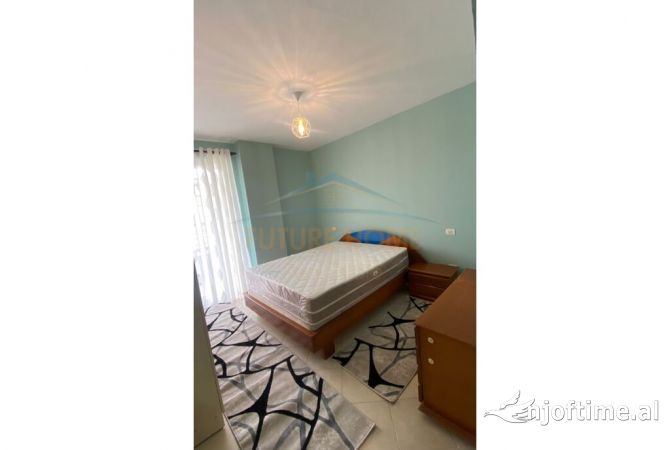 Shtepi ne shitje Apartament ne Tirane, 2+1, Mobilimi E mobiluar, Pagesa 110,000  Euro.