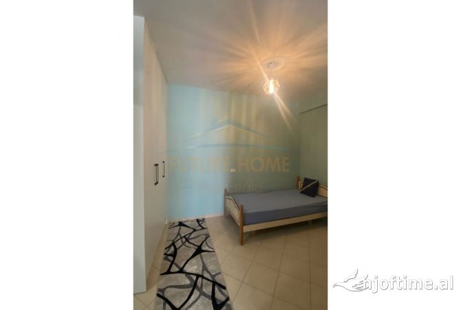 Shtepi ne shitje Apartament ne Tirane, 2+1, Mobilimi E mobiluar, Pagesa 110,000  Euro.