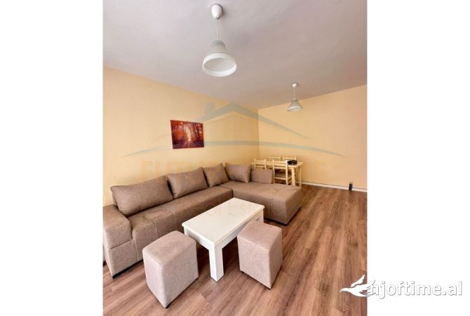 Shtepi ne shitje 2+1 ne Tirane - 150,000 Euro