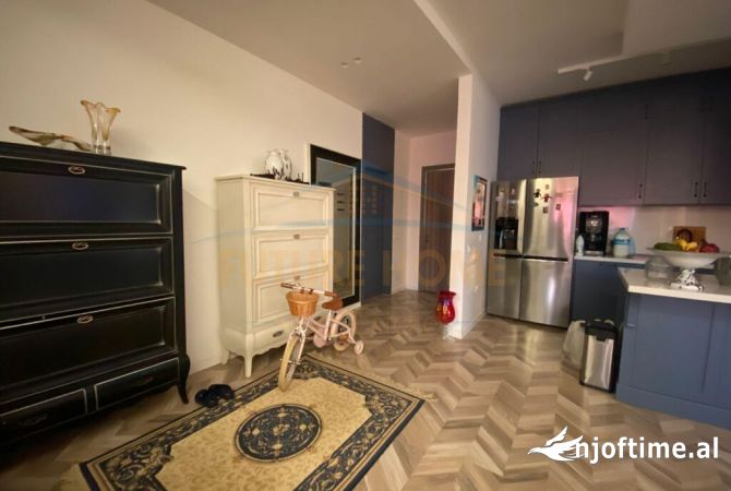 Shtepi ne shitje 3+1 ne Tirane - 350,000 Euro