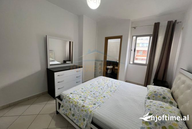 Shtepi me qera 2+1 ne Tirane - 450 Euro