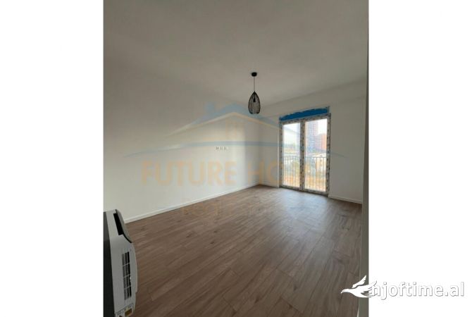 Ambient biznesi me qera 3+1 ne Tirane - 510 Euro