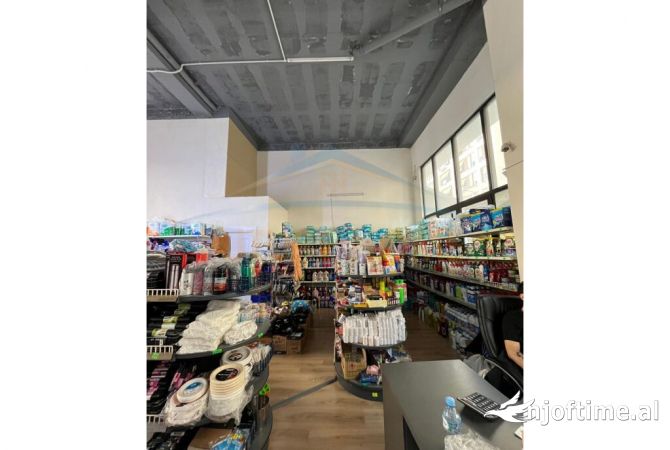 Ambient biznesi me qera 1+1 ne Tirane - 1,200 Euro