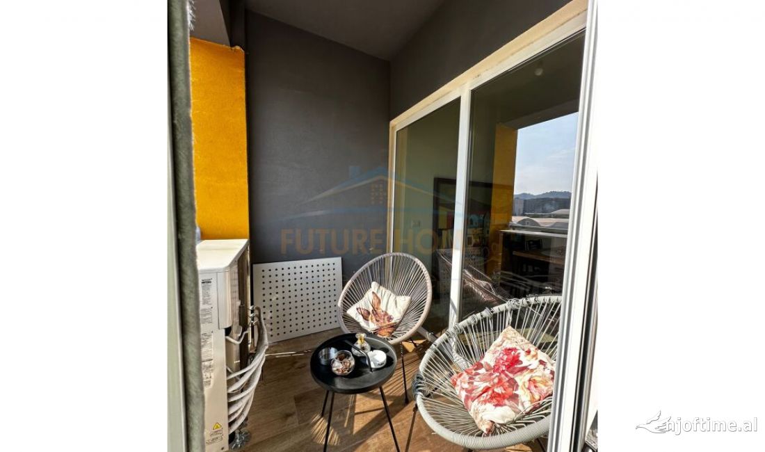 Shtepi me qera Apartament ne Tirane, 2+1, Mobilimi E mobiluar, Pagesa 1,200  Euro.