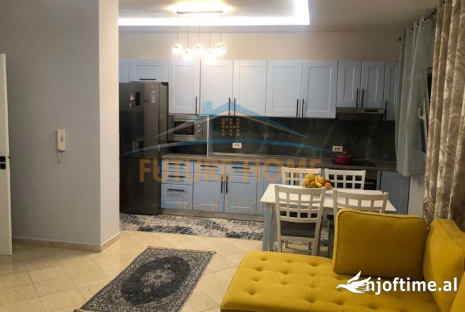 Shtepi me qera 2+1 ne Tirane - 650 Euro