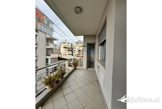 Shtepi me qera 2+1 ne Tirane - 500 Euro