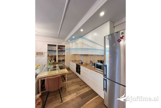 Shtepi ne shitje 2+1 ne Tirane - 220,000 Euro