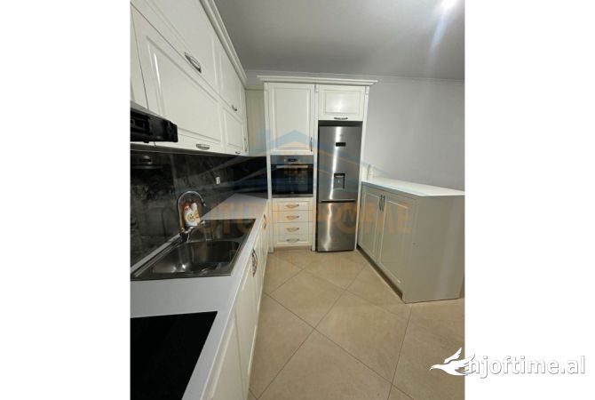 Shtepi ne shitje 2+1 ne Tirane - 130,000 Euro