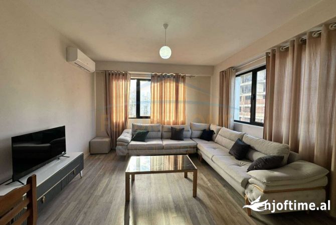 Shtepi me qera 2+1 ne Tirane - 500 Euro