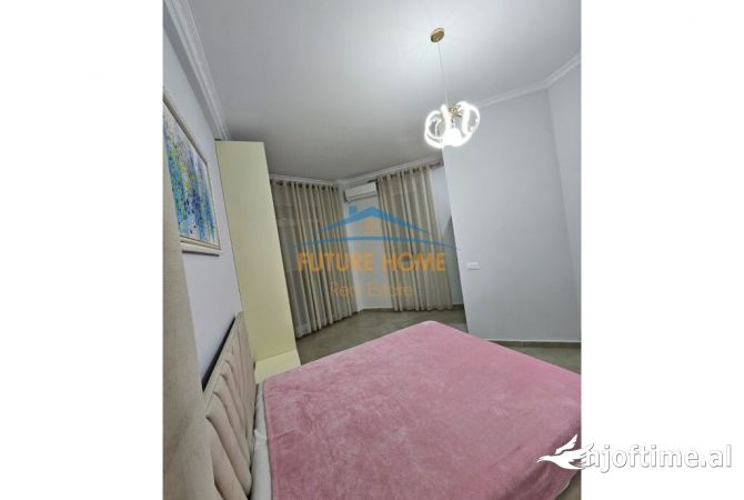 Shtepi me qera 2+1 ne Tirane - 1,700 Euro