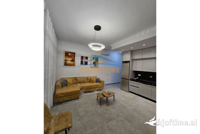 Shtepi me qera Apartament ne Tirane, 2+1, Mobilimi E mobiluar, Pagesa 1,700  Euro.