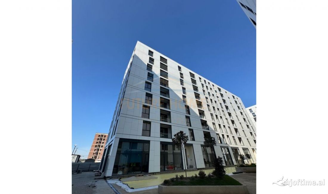 Shtepi ne shitje Apartament ne Tirane, 2+1, Mobilimi Bosh, pa mobiluar, Pagesa 158,000  Euro.