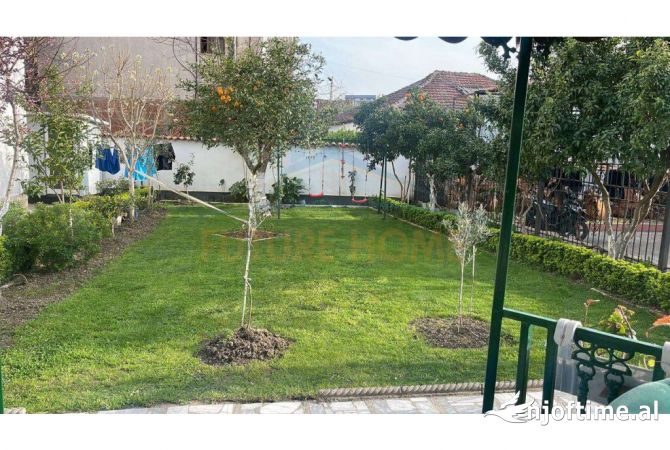 Shtepi me qera Shtepi Private ne Tirane, 2+1, Mobilimi E mobiluar, Pagesa 500  Euro.