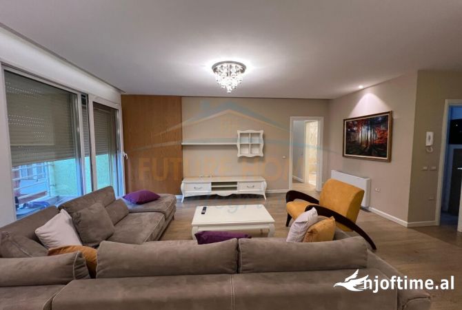 Shtepi me qera Apartament ne Tirane, 2+1, Mobilimi E mobiluar, Pagesa 800  Euro.