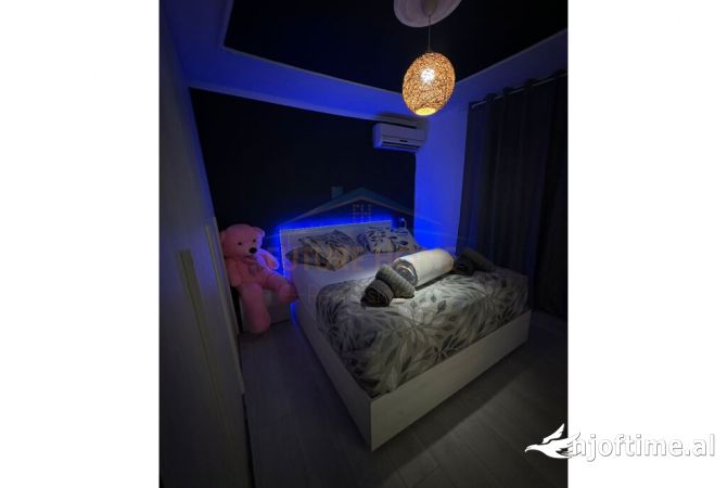 Shtepi me qera Apartament ne Tirane, 1+1, Mobilimi E mobiluar, Pagesa 500  Euro.