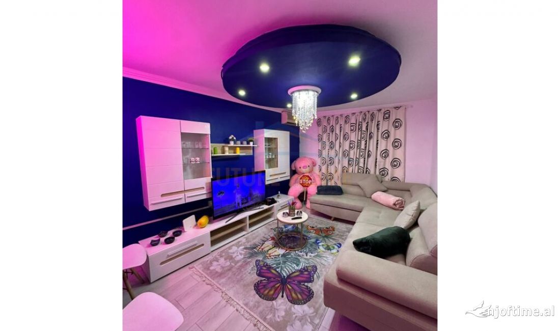 Shtepi me qera Apartament ne Tirane, 1+1, Mobilimi E mobiluar, Pagesa 500  Euro.