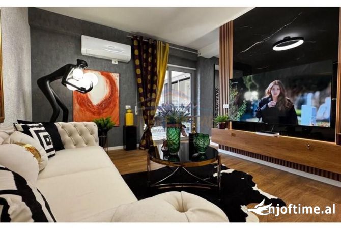 Shtepi ne shitje 1+1 ne Tirane - 178,000 Euro