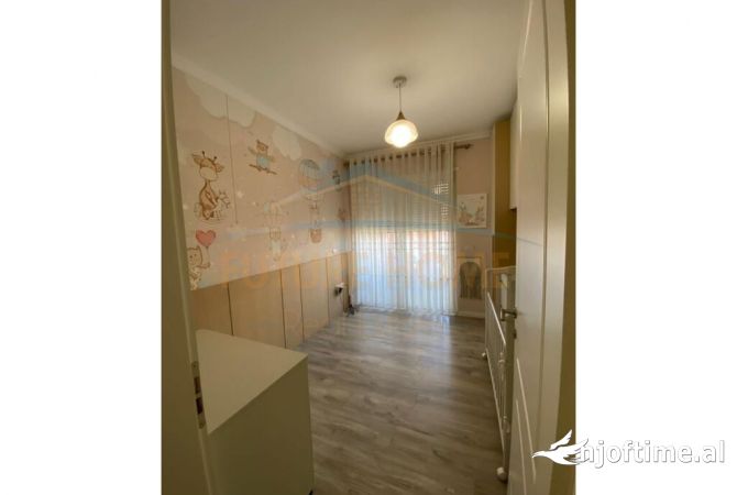 Shtepi me qera 2+1 ne Tirane - 600 Euro