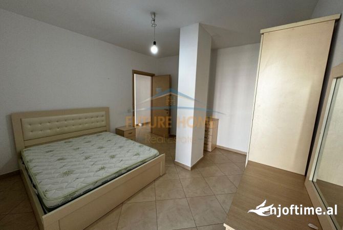 Shtepi me qera Apartament ne Tirane, 2+1, Mobilimi E mobiluar, Pagesa 450  Euro.