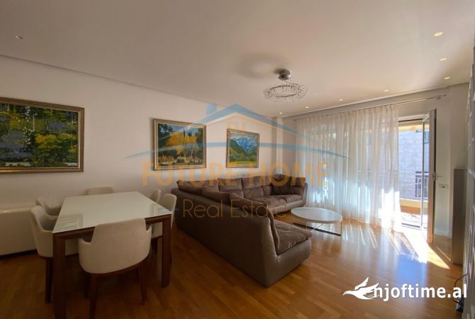 Shtepi ne shitje Apartament ne Tirane, 2+1, Mobilimi E mobiluar, Pagesa 240,000  Euro.