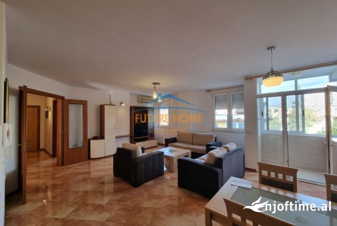 Shtepi me qera Apartament ne Tirane, 3+1, Mobilimi E mobiluar, Pagesa 1,200  Euro.