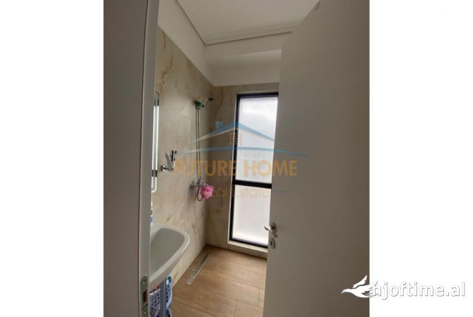 Shtepi ne shitje 1+1 ne Tirane - 150,000 Euro