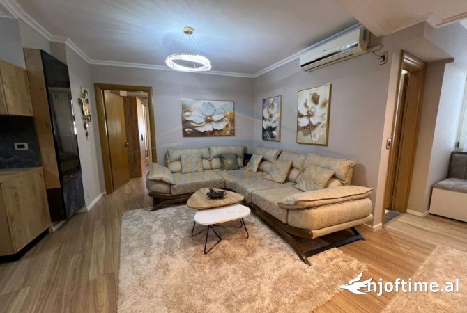 Shtepi ne shitje 2+1 ne Tirane - 230,000 Euro