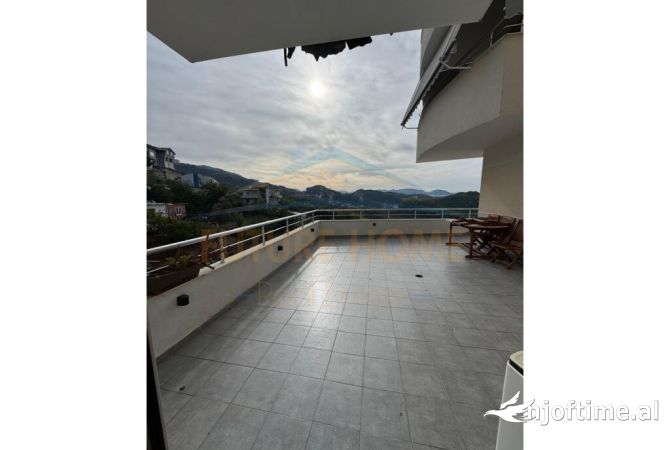 Shtepi ne shitje 2+1 ne Tirane - 130,000 Euro
