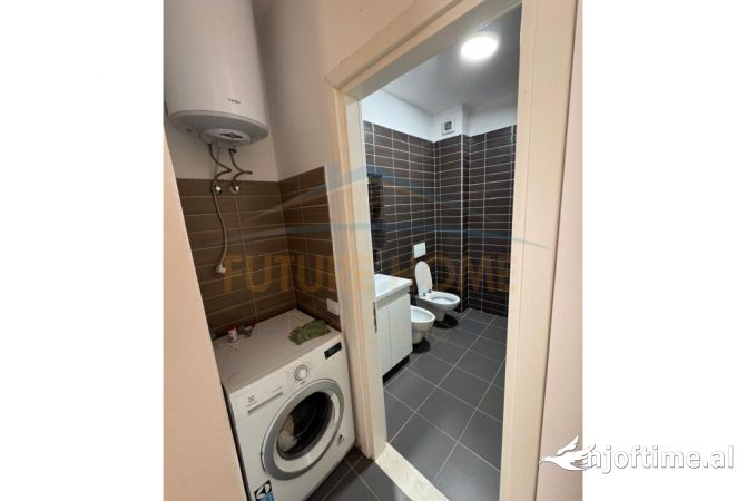 Shtepi ne shitje Apartament ne Tirane, 2+1, Mobilimi E mobiluar, Pagesa 130,000  Euro.