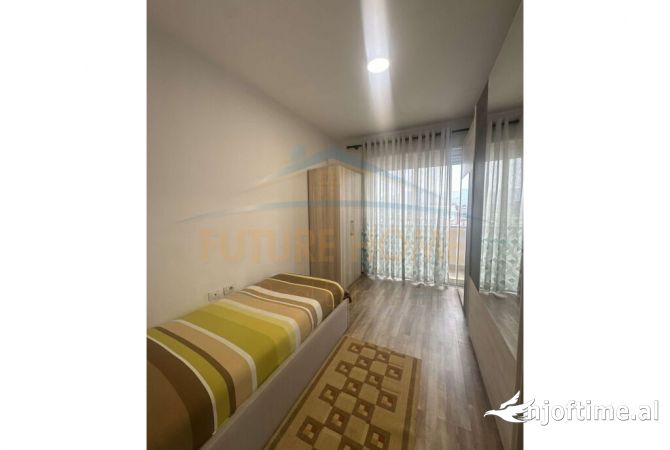 Shtepi me qera 2+1 ne Tirane - 650 Euro