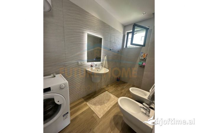 Shtepi me qera Apartament ne Tirane, 2+1, Mobilimi E mobiluar, Pagesa 600  Euro.