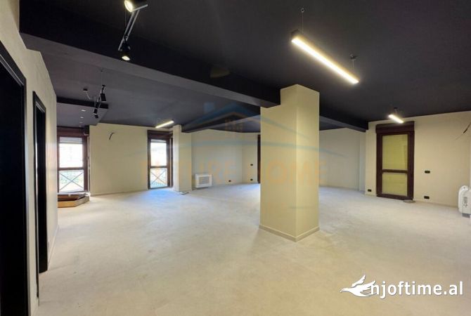 Ambient biznesi me qera 1+1 ne Tirane - 1,700 Euro
