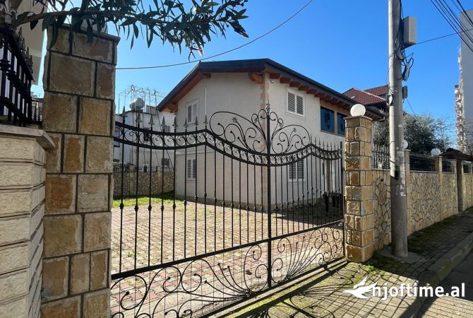 Shtepi me qera 4+1 ne Tirane - 1,500 Euro