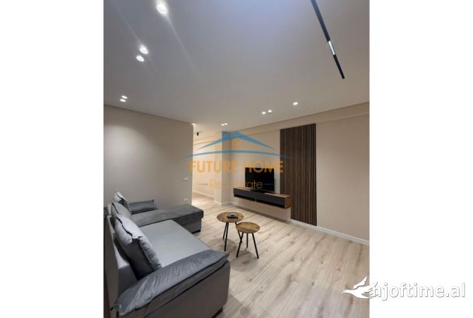 Shtepi me qera 2+1 ne Tirane - 750 Euro