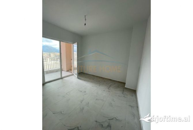 Shtepi ne shitje Apartament ne Tirane, 1+1, Mobilimi Bosh, pa mobiluar, Pagesa 124,000  Euro.