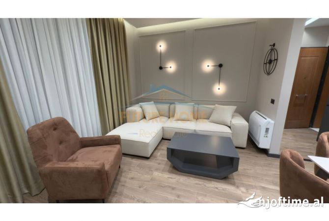 Shtepi me qera Apartament ne Tirane, 1+1, Mobilimi E mobiluar, Pagesa 900  Euro.