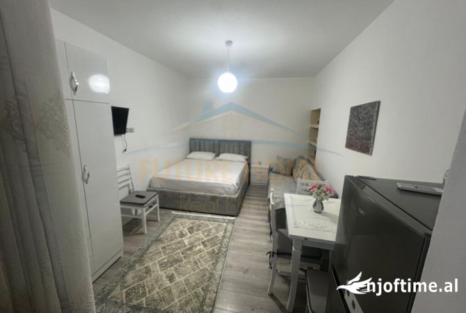 Shtepi me qera Garsoniere ne Tirane - 450 Euro