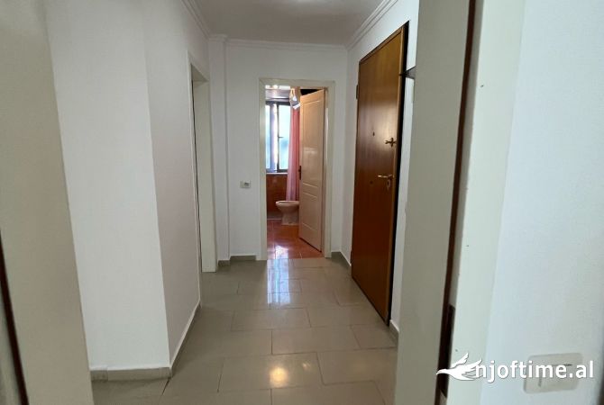Shtepi ne shitje 2+1 ne Tirane - 175,000 Euro