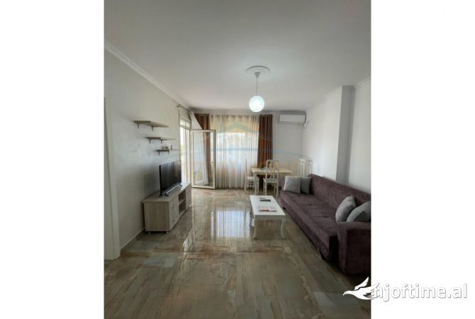 Shtepi me qera Apartament ne Tirane, 1+1, Mobilimi E mobiluar, Pagesa 600  Euro.