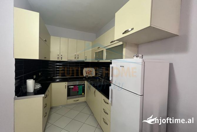 Shtepi me qera 2+1 ne Tirane - 450 Euro