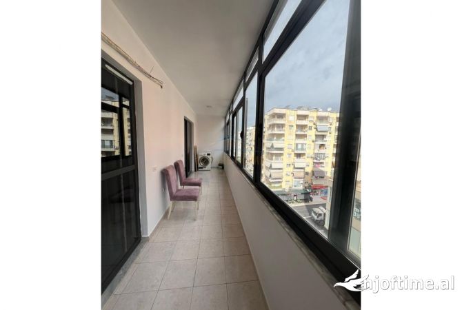 Shtepi me qera 1+1 ne Tirane - 450 Euro
