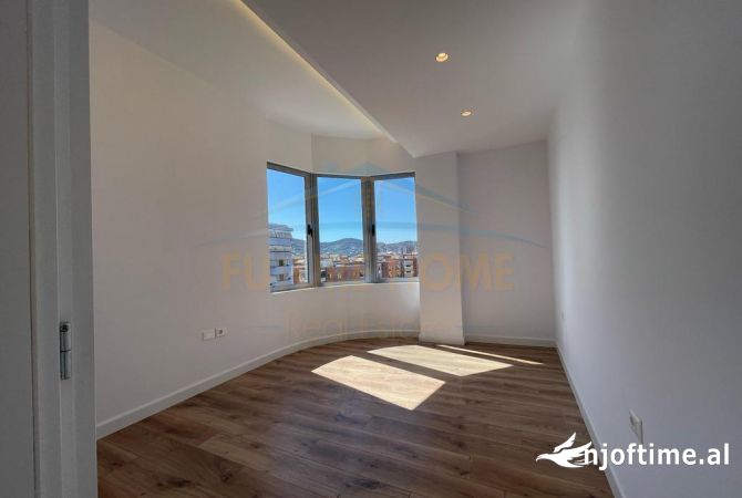 Shtepi ne shitje Apartament ne Tirane, 1+1, Mobilimi Bosh, pa mobiluar, Pagesa 237,000  Euro.