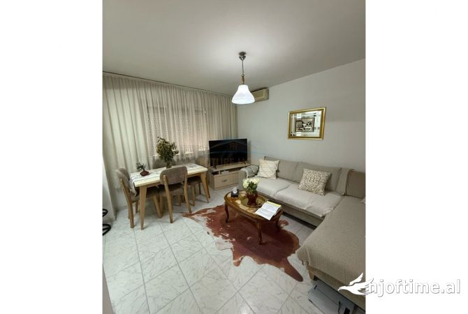 Shtepi me qera 3+1 ne Tirane - 550 Euro