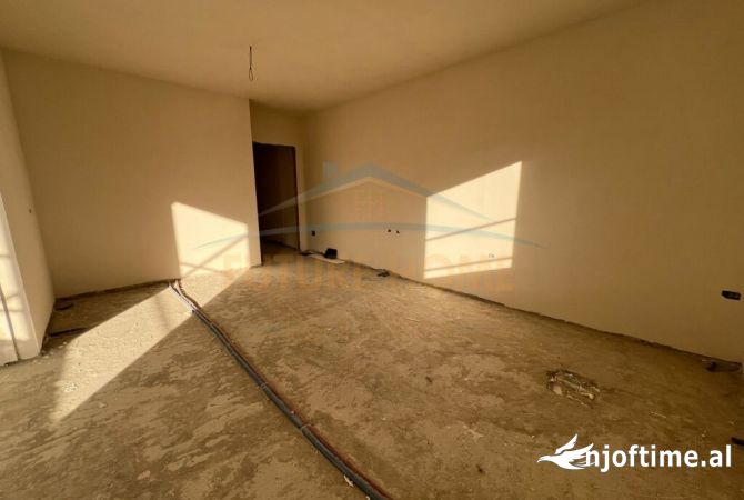 Shtepi ne shitje 1+1 ne Tirane - 97,000 Euro