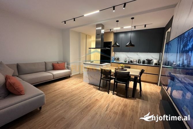 Shtepi ne shitje 2+1 ne Tirane - 390,000 Euro