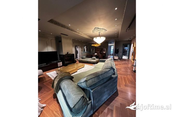 Shtepi ne shitje 3+1 ne Tirane - 1,050,000 Euro
