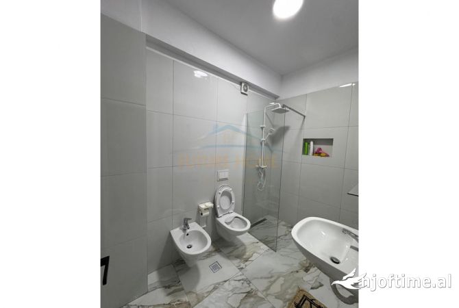Shtepi ne shitje Apartament ne Tirane, 2+1, Mobilimi E mobiluar, Pagesa 205,000  Euro.